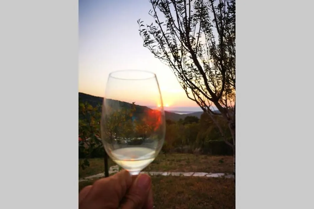 Domaine Vinodolsun Zwei Villen, Ein Grundstueck Und Platz Fuer Bis Zu 20 Personen Bribir  Croatia